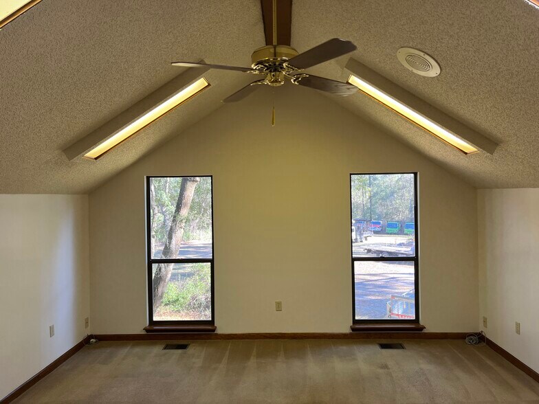 More Photos Of 2809 Blanding Blvd, Middleburg Office For Sale