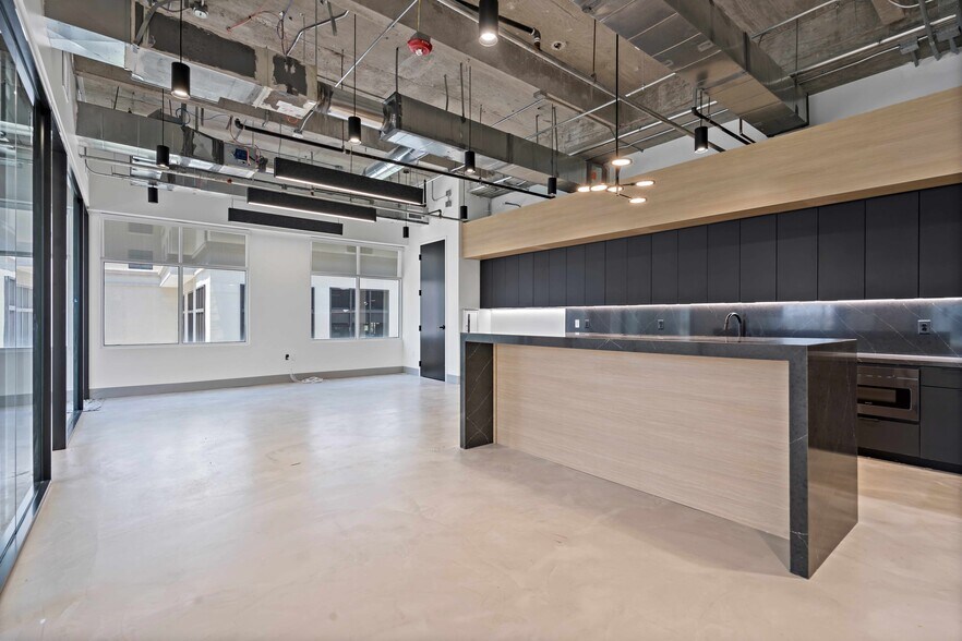 More Photos Of 120 E Palmetto Park Rd, Boca Raton Office For Lease