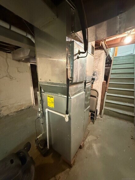 More Photos Of 1062 Portland Cobalt Rd, Portland Office For Lease