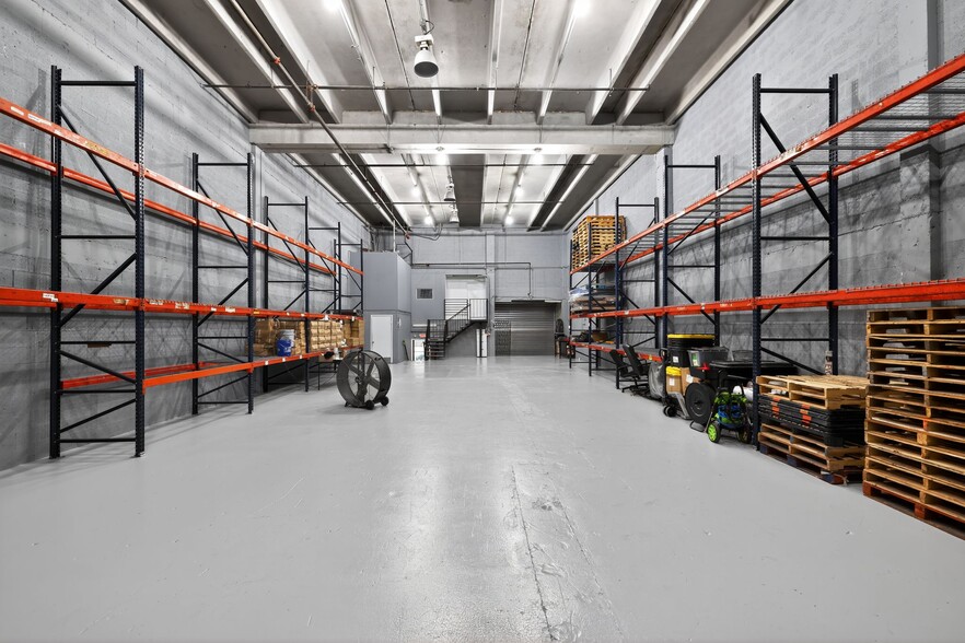 More Photos Of 7080-7088 NW 50th St, Miami Warehouse For Sale