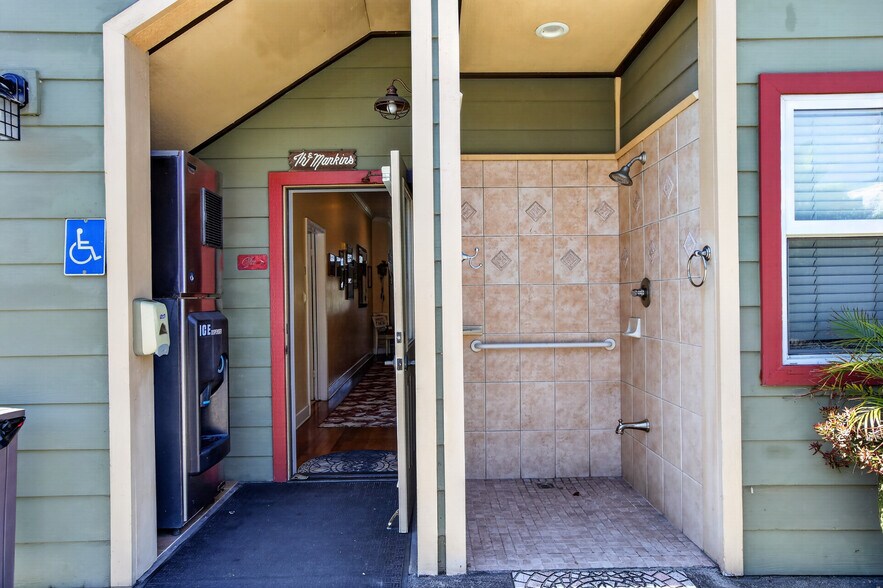 More Photos Of 95 S Ocean Ave, Cayucos Hospitality For Sale