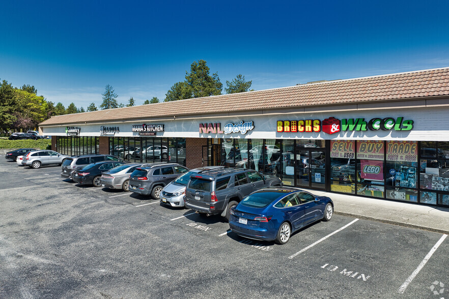 Primary Photo Of 12662-12678 SE 38th St, Bellevue Storefront For Lease