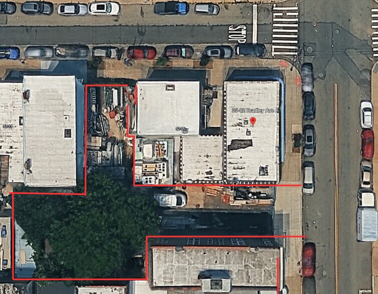 More Photos Of 35-02 Bradley Ave, Long Island City Land For Lease