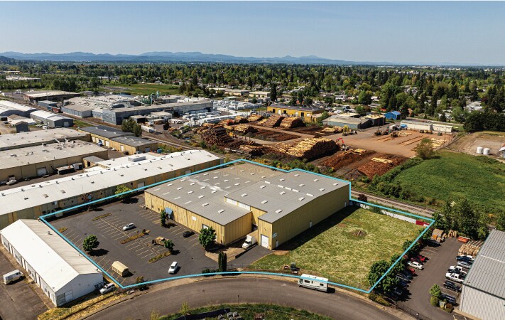 More Photos Of 20 Grimes St, Eugene Warehouse For Lease