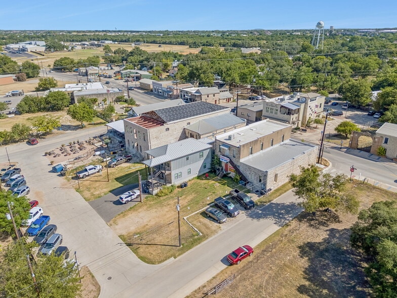 More Photos Of 923 Main St, Liberty Hill Convenience Store For Sale