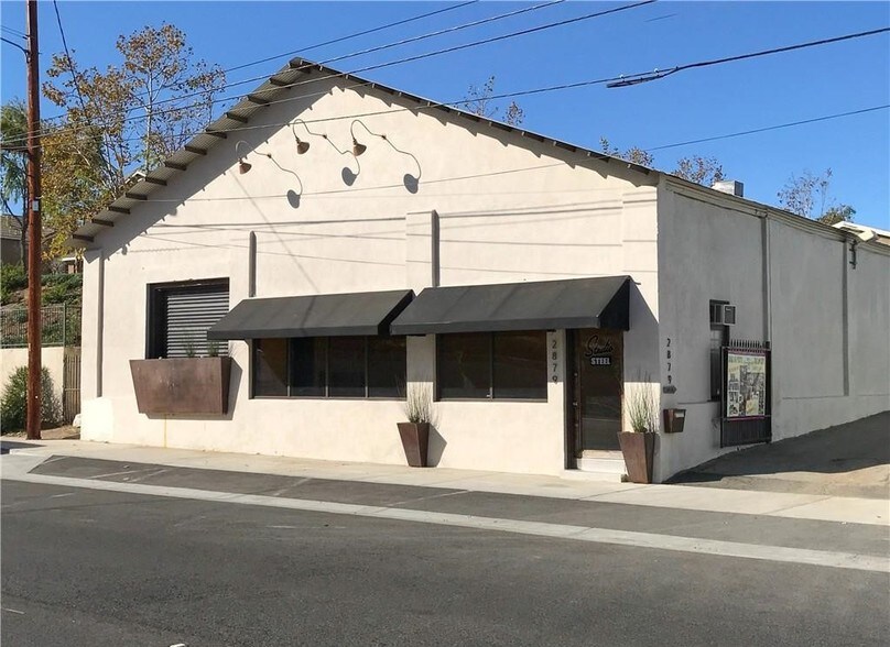 More Photos Of 2879 Main St, Riverside Warehouse For Lease