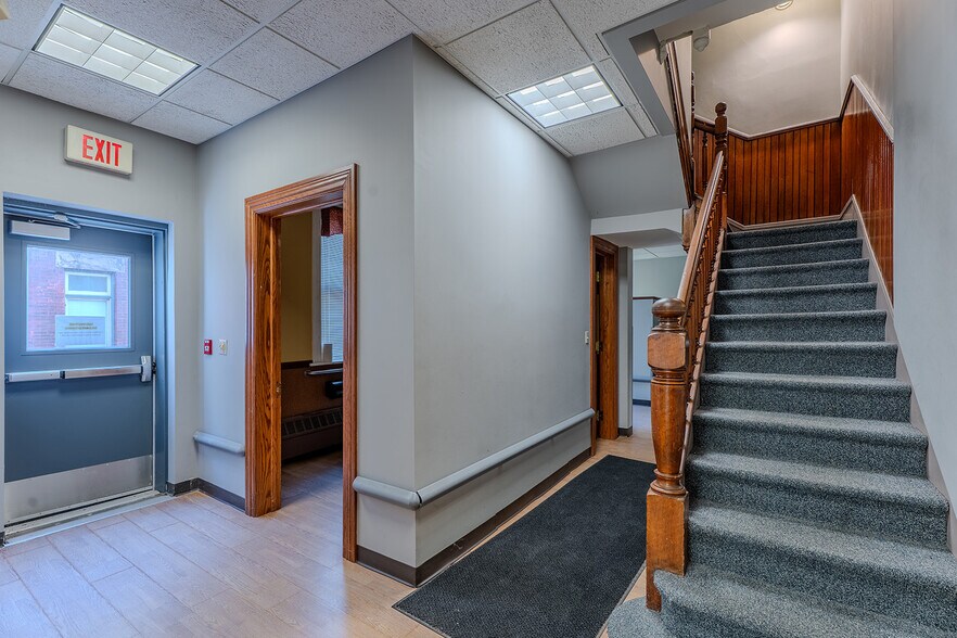 More Photos Of , Buffalo Office For Sale