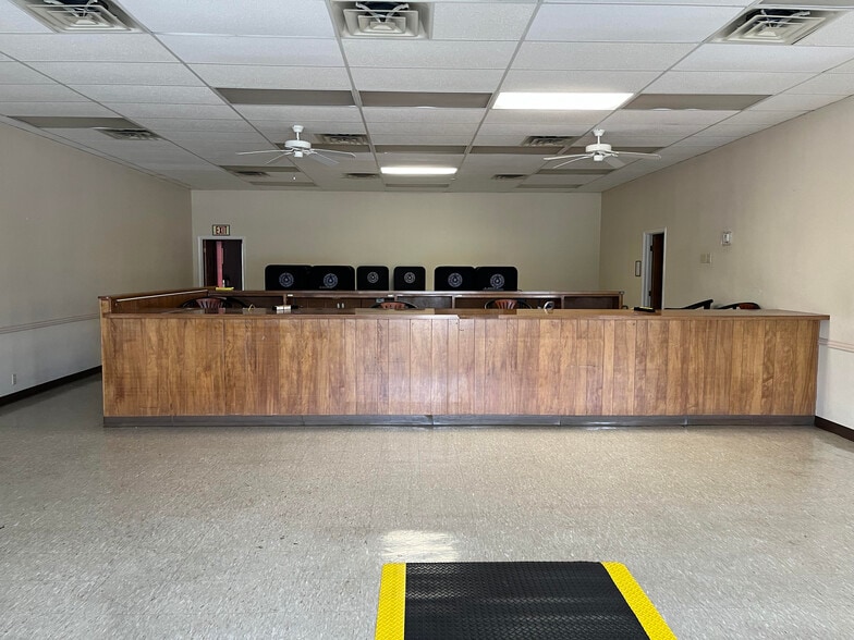 More Photos Of 302 Priest Dr, Killeen Office For Lease