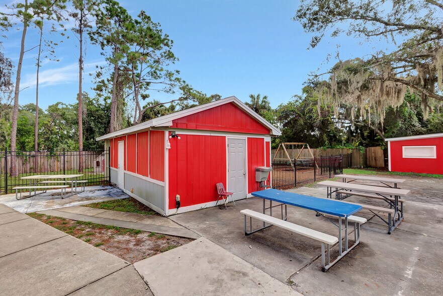 More Photos Of 8001 Sheldon Rd, Tampa Daycare Center For Sale