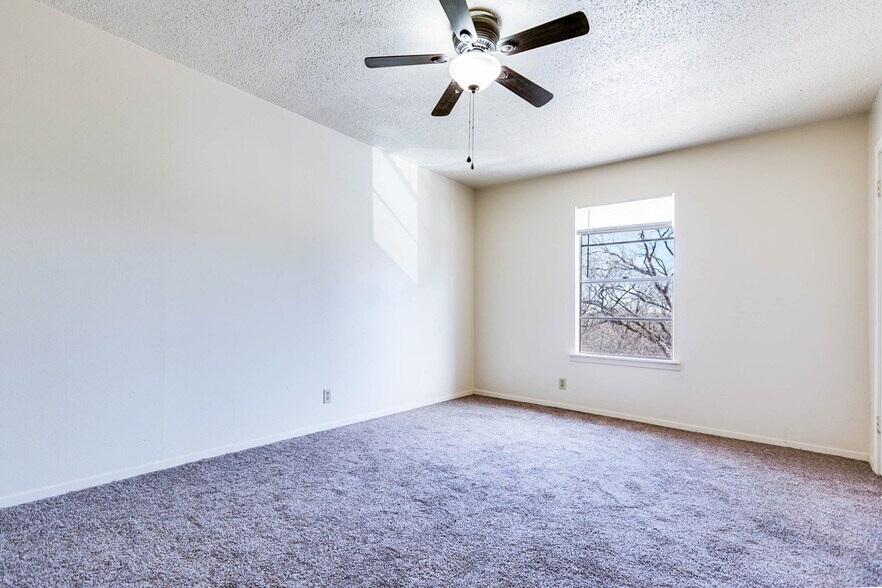 More Photos Of 1707-1717 Greenwood St, San Angelo Apartments For Sale