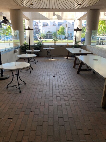 More Photos Of 11726 San Vicente Blvd, Los Angeles Office For Lease