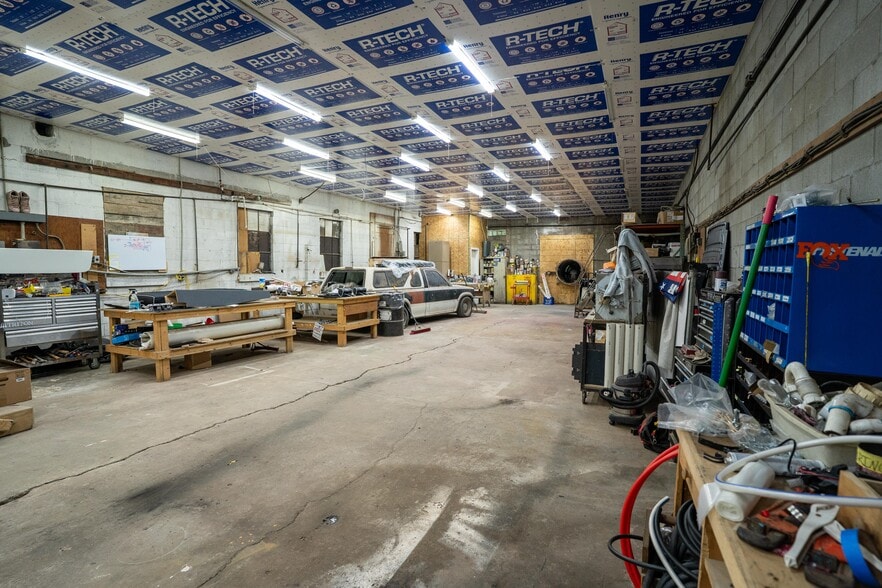 More Photos Of 2026-2030 Prospect Ave, Kansas City Warehouse For Sale