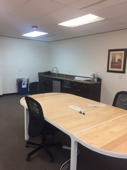 More Photos Of 6880 S Yosemite Ct, Englewood Office For Lease