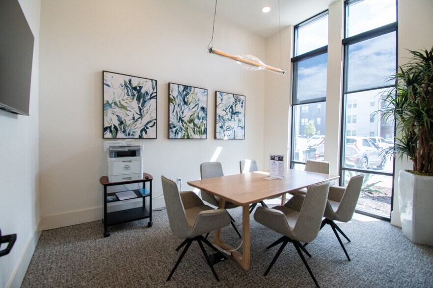 More Photos Of 234 E Mitchell Hammock Rd, Oviedo Apartments For Lease