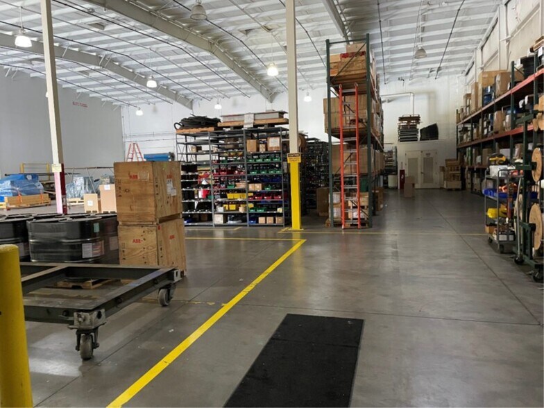 More Photos Of 205 Commercial Dr, Saint Augustine Manufacturing For Sale