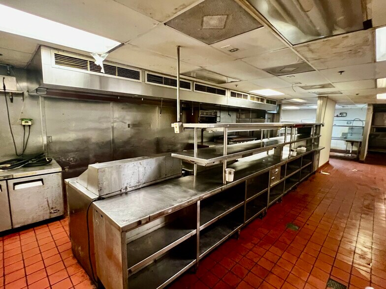 More Photos Of 2310 Sanders Rd, Conway Restaurant For Lease