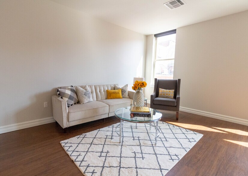 More Photos Of 119-125 W 2nd St, Bartlesville Apartments For Lease
