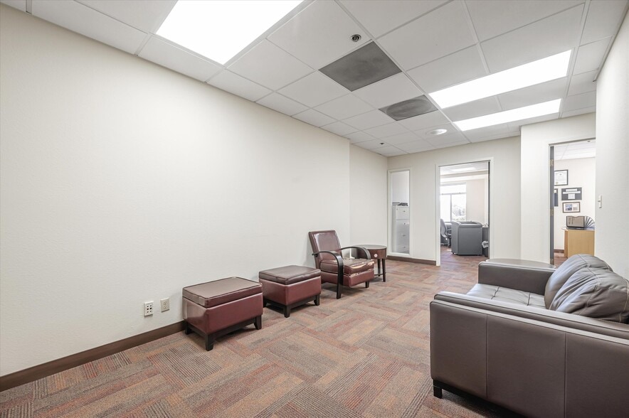 More Photos Of 370-390 Bridge Pky, Redwood City Medical For Lease
