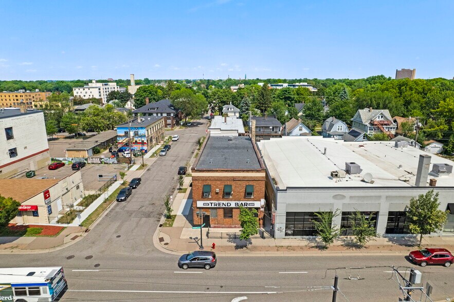 More Photos Of 1533 University Ave W, Saint Paul General Retail For Sale