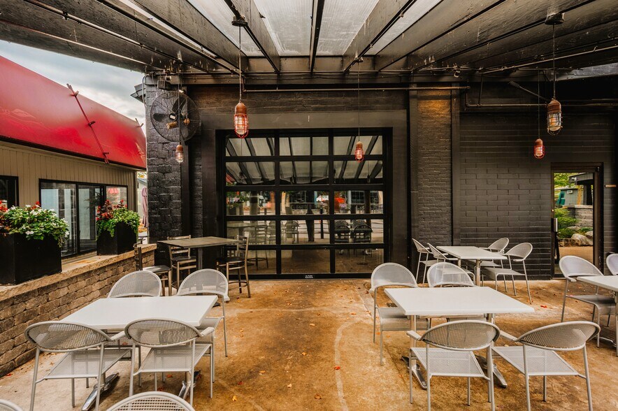 More Photos Of 151 River St, Elk Rapids General Retail For Sale