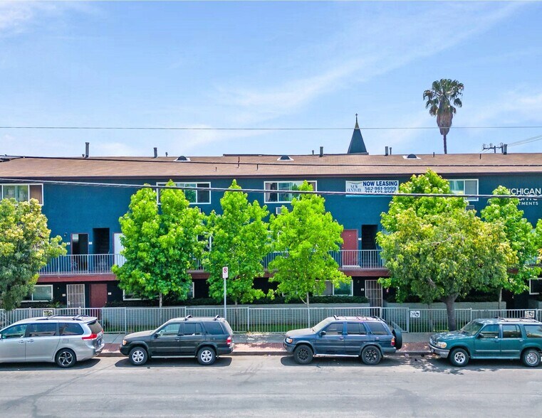 More Photos Of 2202-2208 Michigan Ave, Los Angeles Apartments For Sale