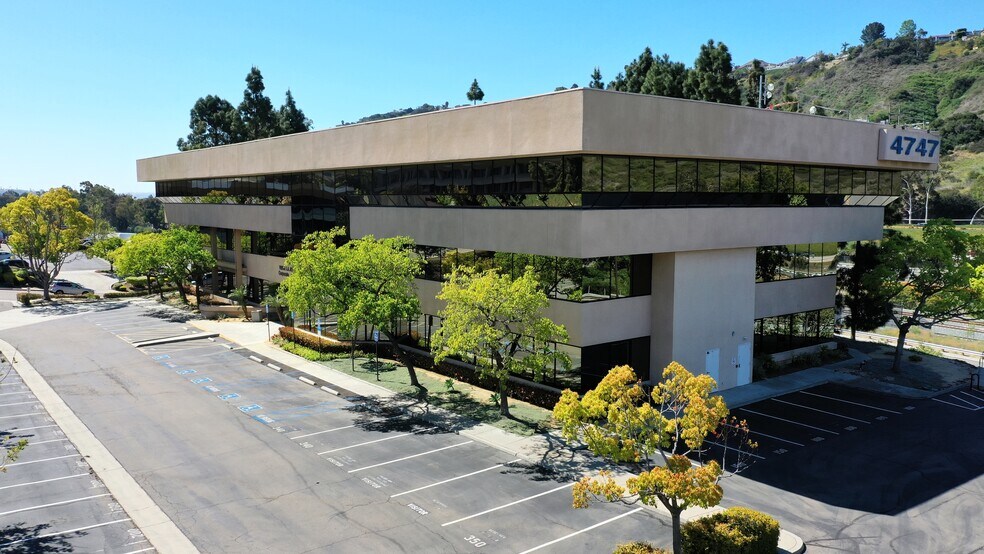 More Photos Of 4747 Morena Blvd, San Diego Office For Lease