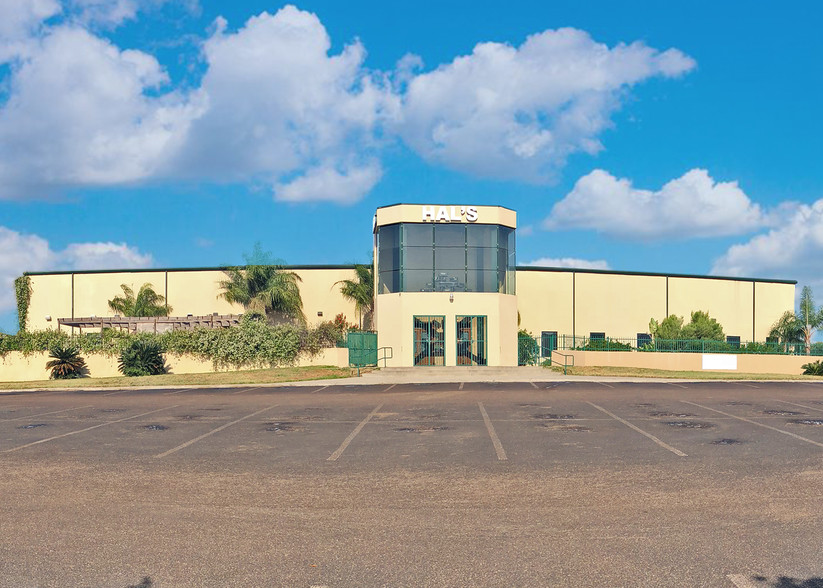 Primary Photo Of 6510 Arena, Laredo Sports And Entertainment For Lease