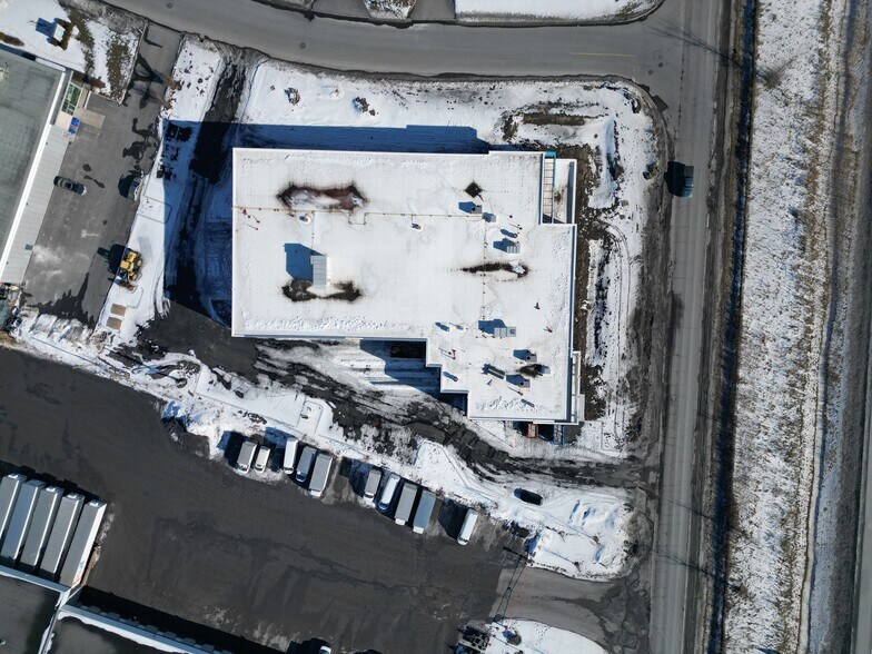 More Photos Of 8800 Rue Samuel-Hatt, Chambly Warehouse For Sale