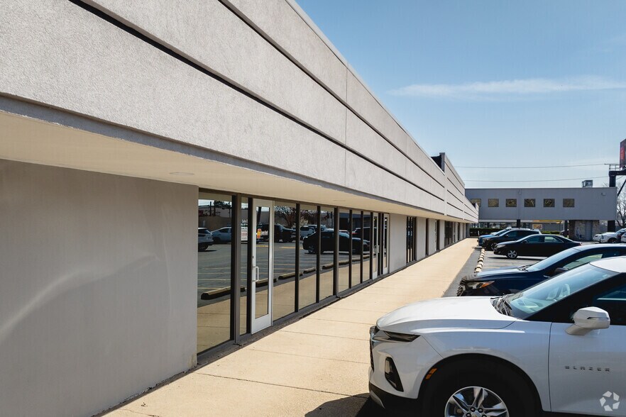 More Photos Of 4427 Talmadge Rd, Toledo Office For Lease