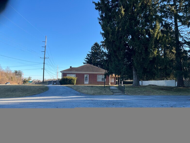 More Photos Of 2059 Baltimore Blvd, Finksburg Medical For Sale