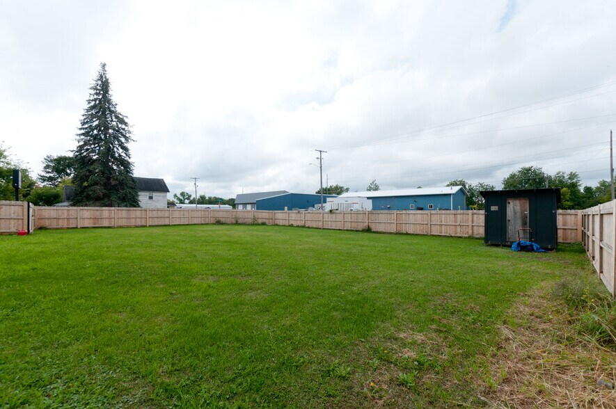 More Photos Of 23 W St. Patrick St, Rice Lake Storefront For Sale