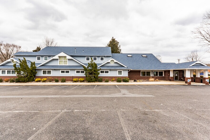 More Photos Of 1076 E Chestnut Ave, Vineland Medical For Sale