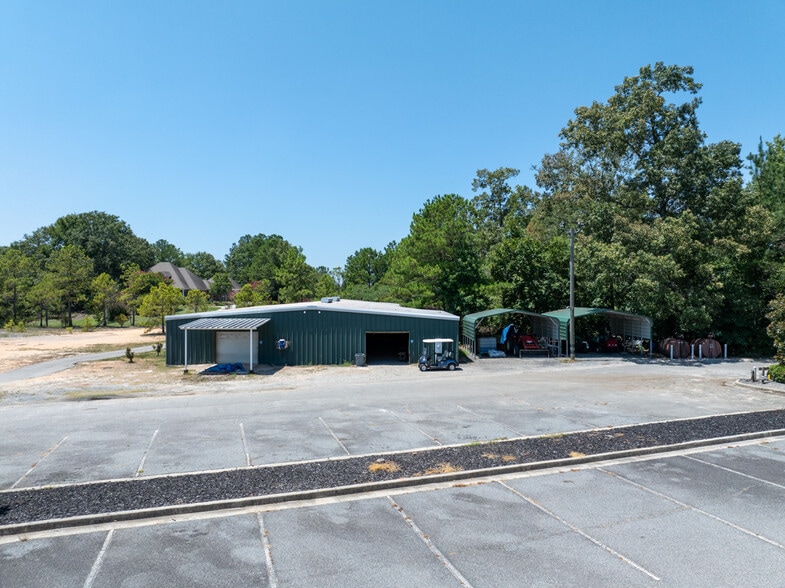 More Photos Of 128 Oakview Club Dr, Macon-Bibb Golf Course Driving Range For Sale