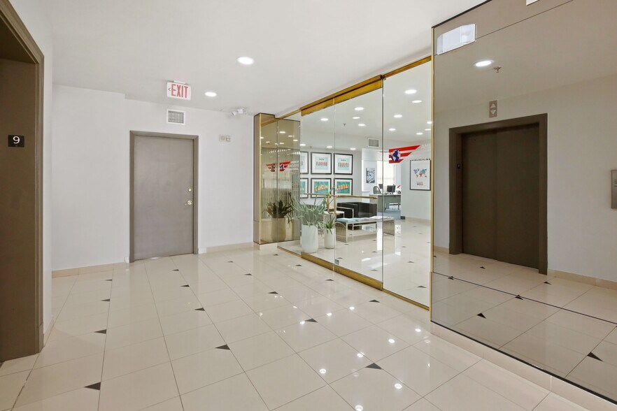 More Photos Of 168 SE 1st St, Miami Loft Creative Space For Sale