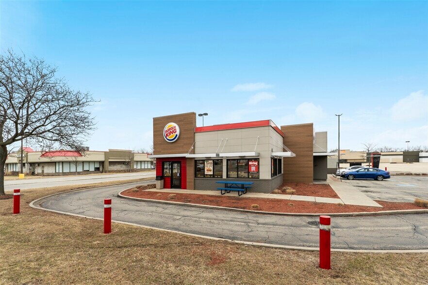 More Photos Of , Lombard General Retail For Sale