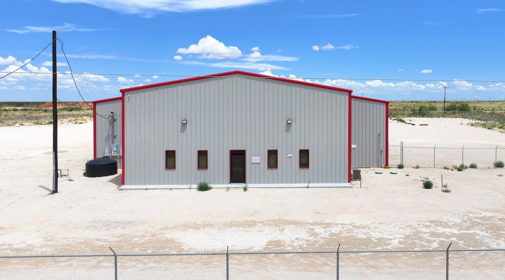 More Photos Of 1030 County 133 rd, Kermit Warehouse For Sale