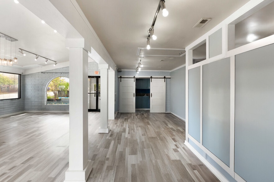 More Photos Of 916 Savannah Hwy, Charleston Freestanding For Lease