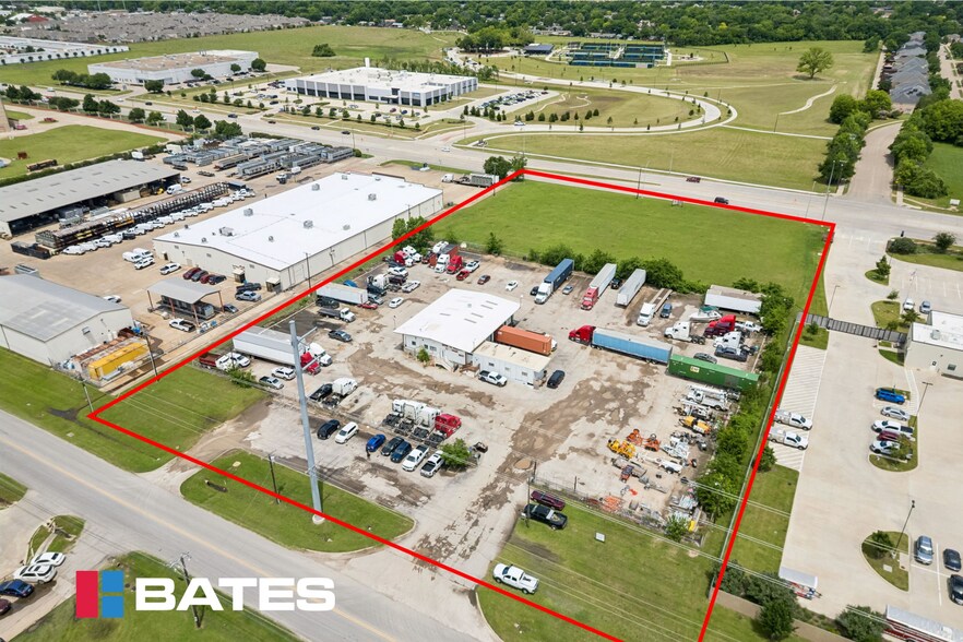 More Photos Of 1801 Commerce St, Garland Distribution For Sale