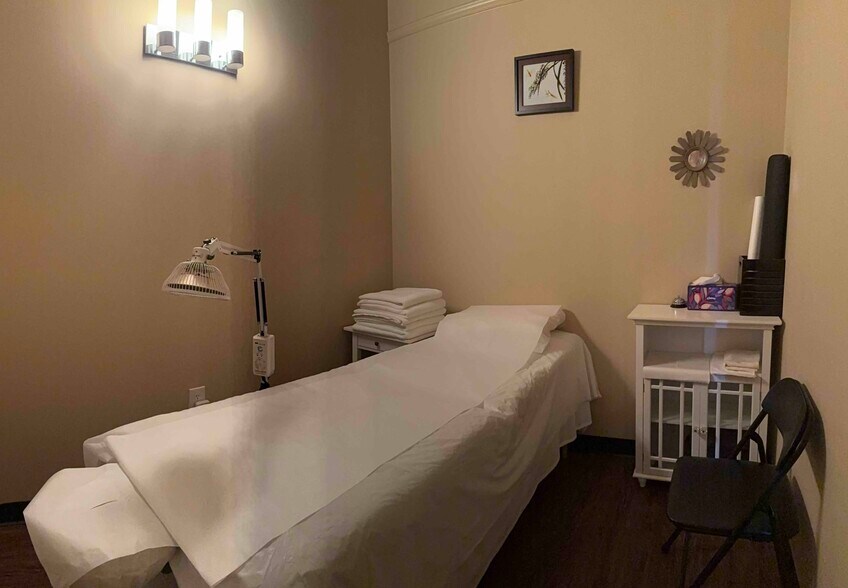 More Photos Of 5150 Buford Hwy NE, Doraville Storefront For Sale