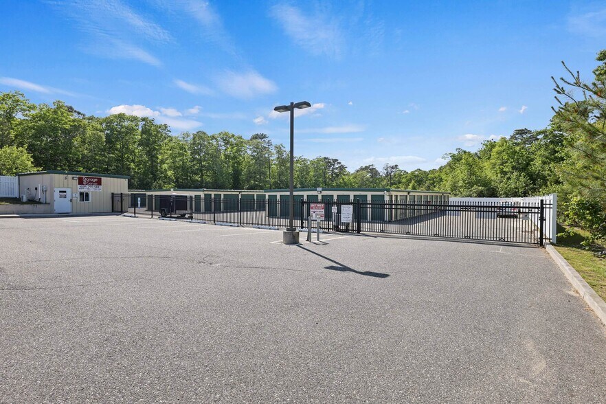 More Photos Of 1244 Rt US 9 S, Ocean View Self Storage For Lease