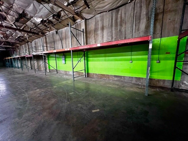 More Photos Of 620 S Clarence St, Los Angeles Manufacturing For Lease