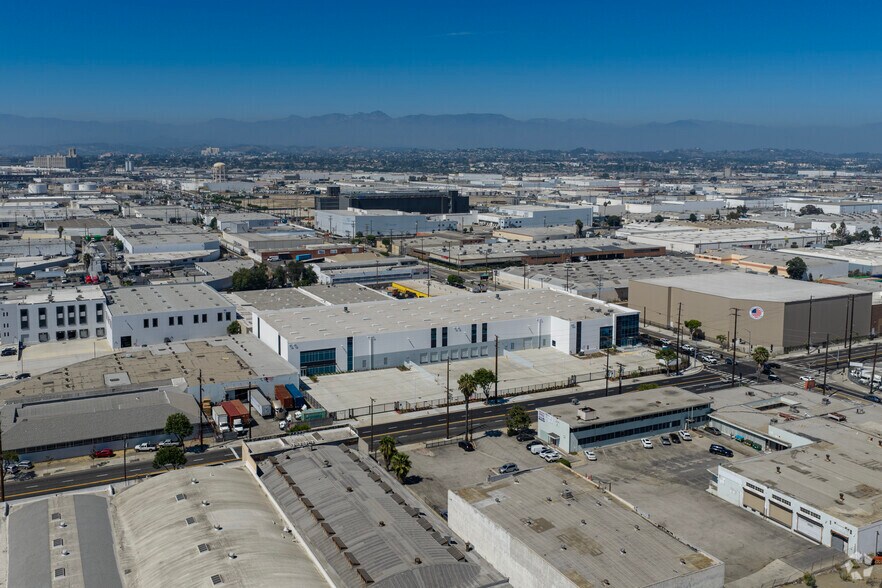 More Photos Of 2757 Leonis Blvd, Vernon Manufacturing For Lease
