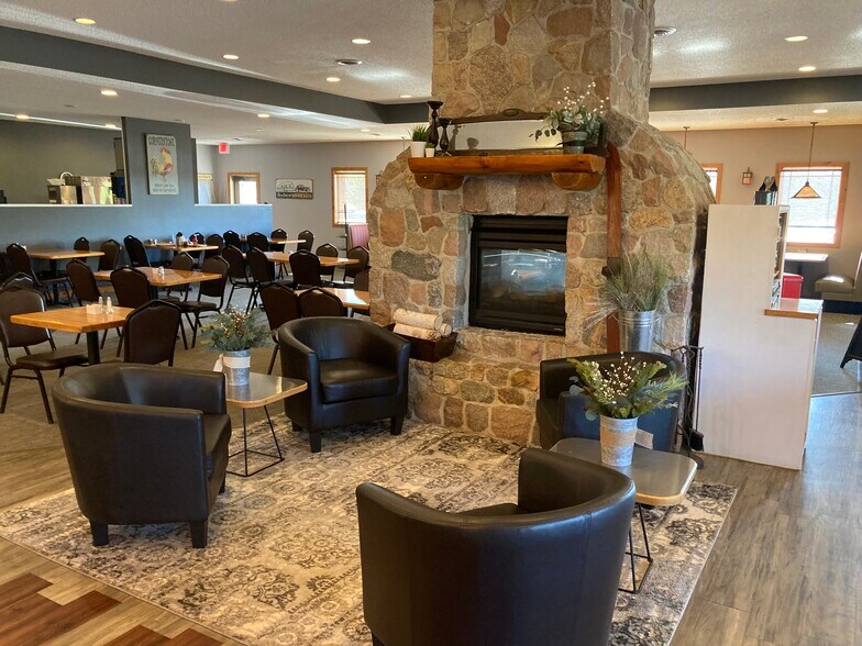 More Photos Of 223 Kraft Dr SE, Melrose Restaurant For Sale