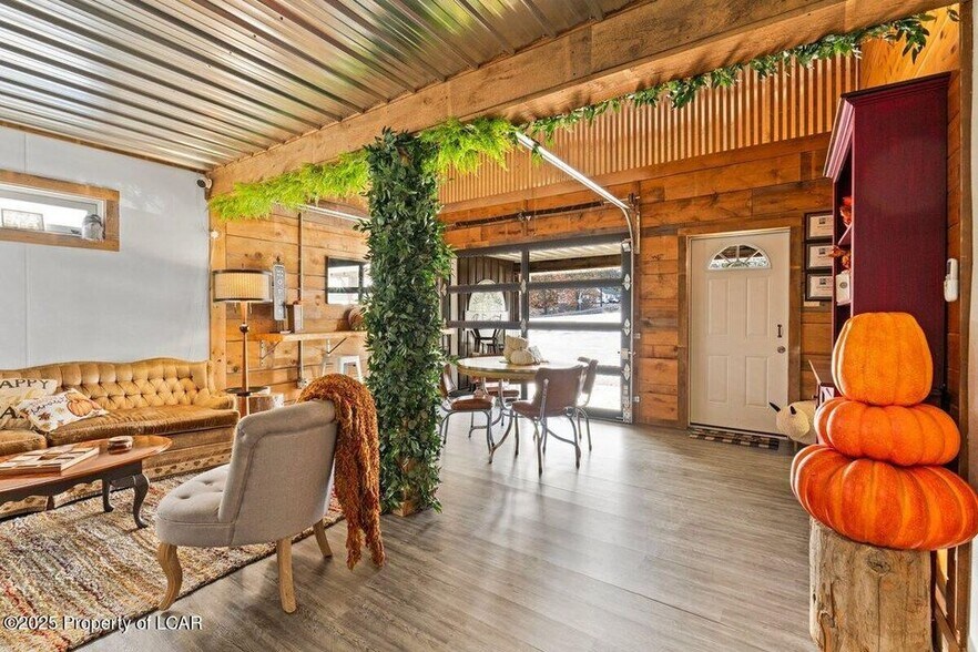 More Photos Of 750 Main Rd, Shavertown Freestanding For Sale