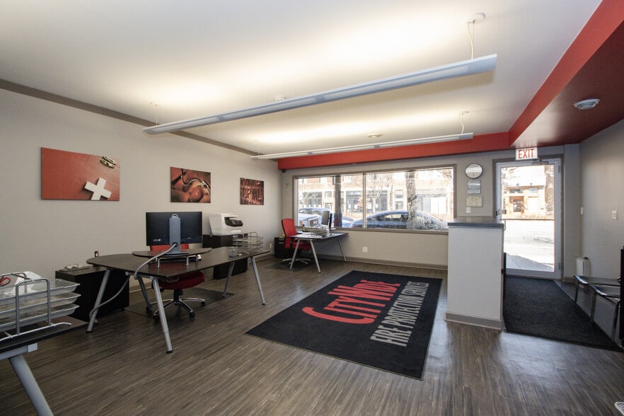 More Photos Of 2919 W Irving Park Rd, Chicago Office Residential For Sale