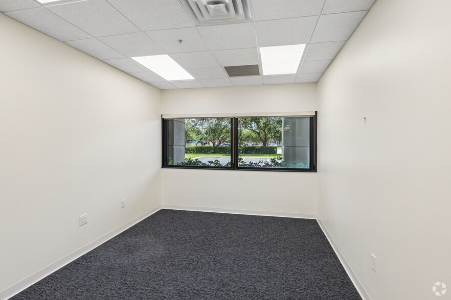 More Photos Of 5300 Broken Sound Blvd NW, Boca Raton Medical For Lease