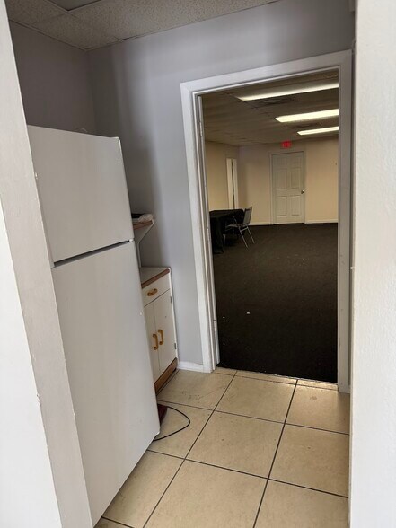 More Photos Of 10949 SW 93rd Ter, Ocala Warehouse For Lease