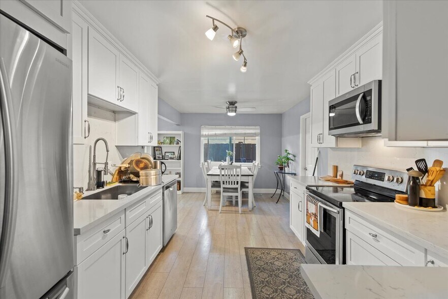 More Photos Of 1442 Gordon St, Redwood City Apartments For Sale