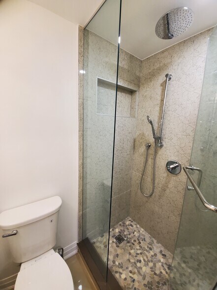 More Photos Of 195 Harbord St, Toronto Storefront Retail Residential For Sale