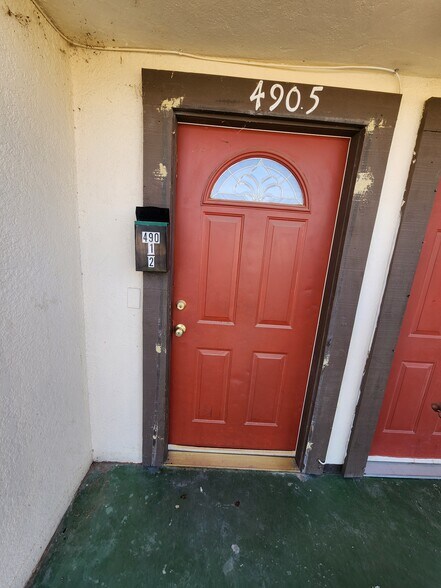More Photos Of 476 H St, Brawley Apartments For Sale